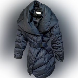 T Tahari down shawl coat. Size 1X. Deep blue/almost black.